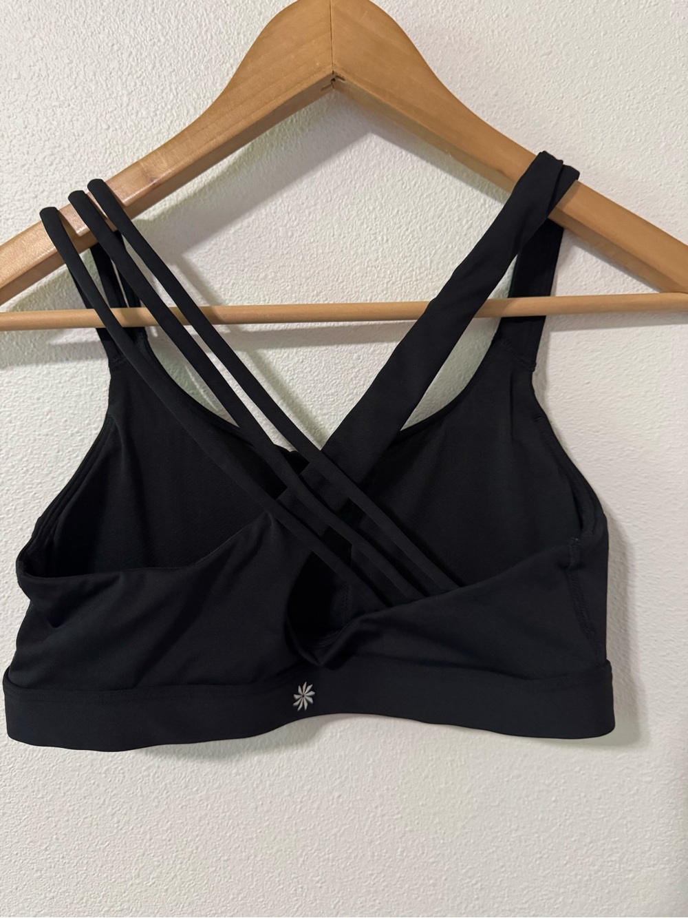 Athleta Train Free Sports Bra A-C Black Padded Workout Gym 2025-Medium - Picture 3 of 8